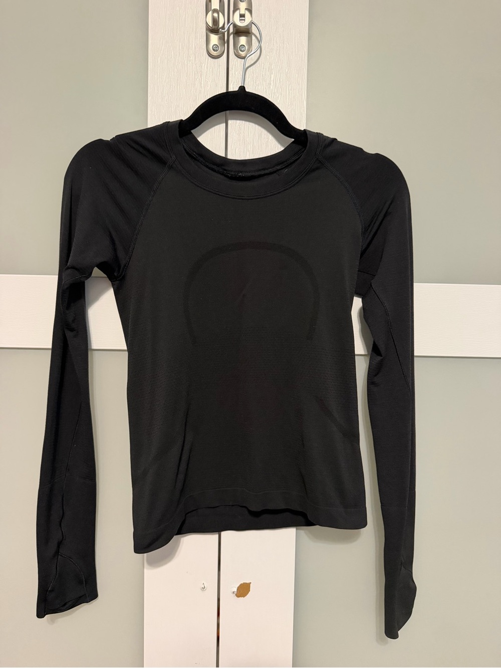 lululemon Swiftly Tech Black Long-Sleeve Performance Top